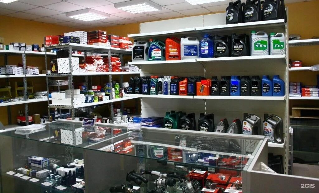 российская 70. магазин запчастей. автотрейд магазин автозапчастей. автомагазин запчастей. выкладка автозапчастей.