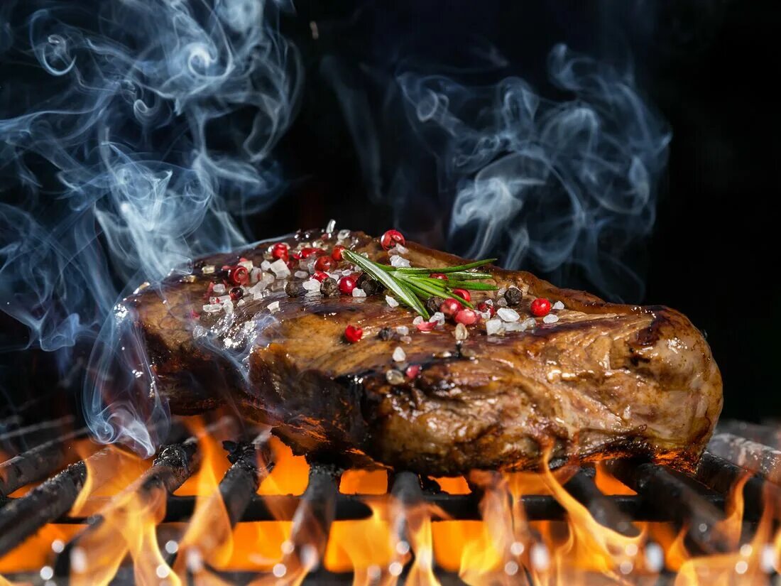 How Long Does Smoked Meat Last? (A Detailed Guide) - ATGRILLS