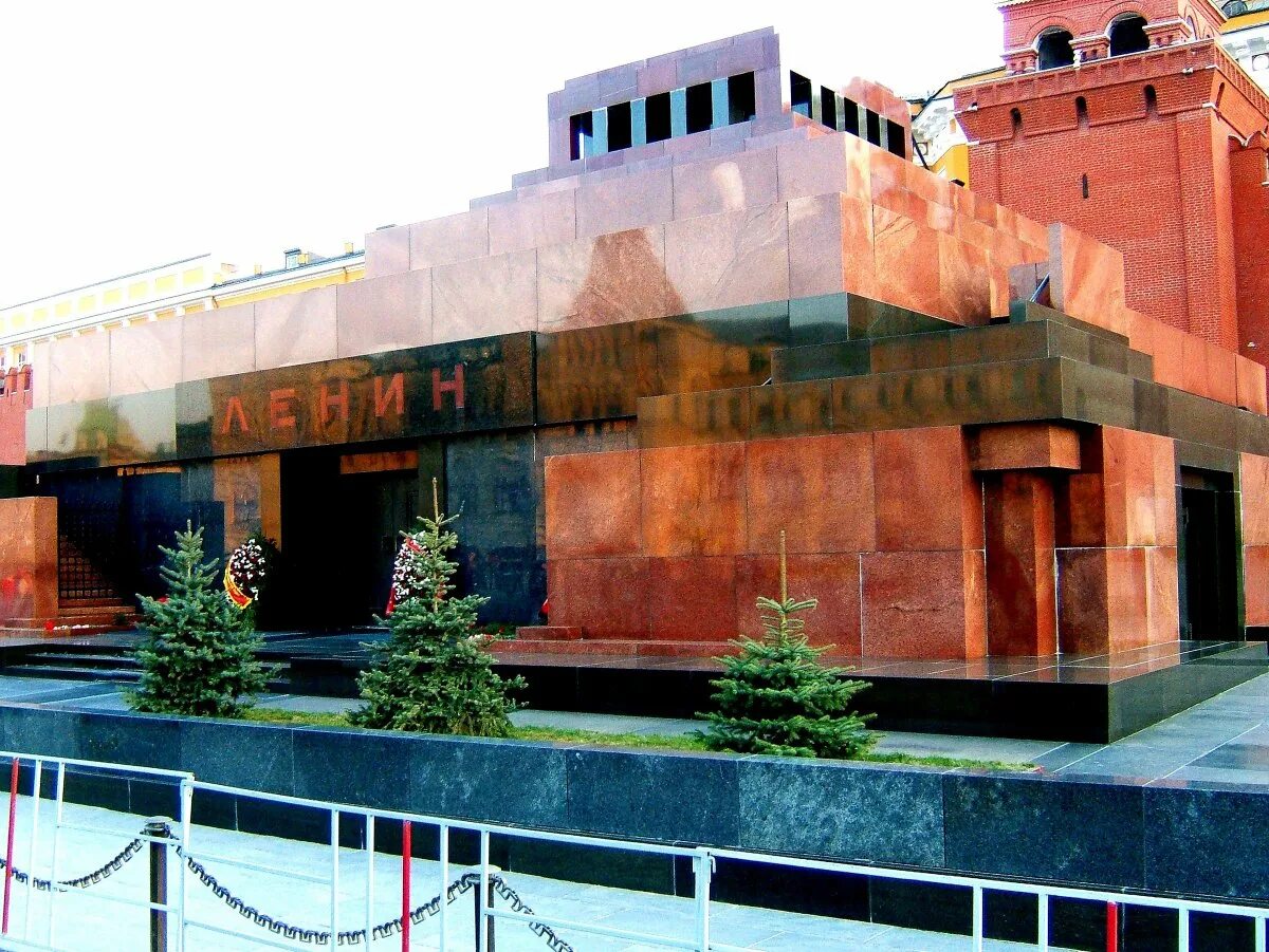 Автор мавзолея ленина. Мавзолей Ленина в Москве. Мавзолей Ленина (усыпальница).