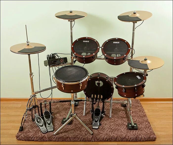 Барабаны Rmif. Q8035 барабаны. Необычные музыкальные инструменты. Перкуссионные музыкальные инструменты. Самодельный барабан