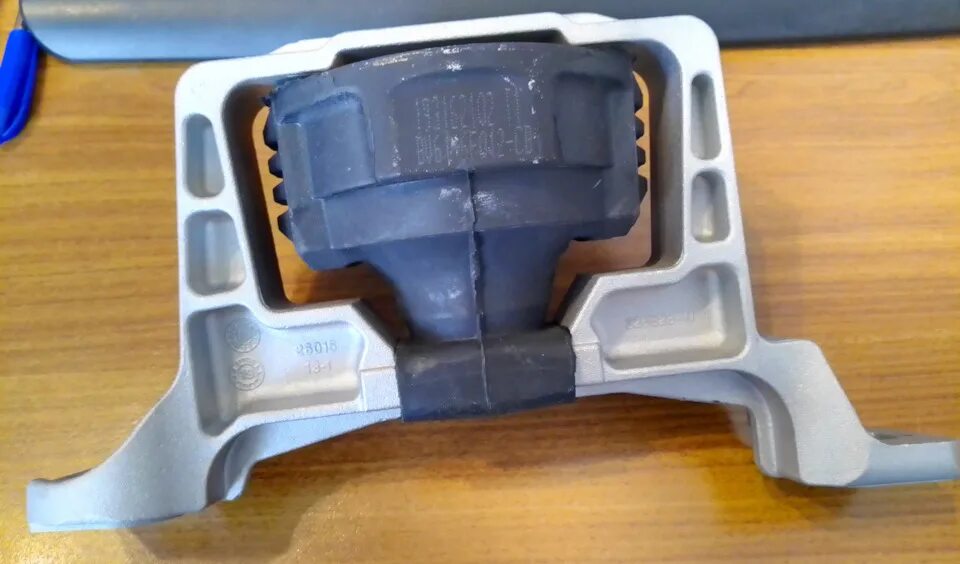 Гидроопора фокус 3. Гидроопора форд фокус 3. ford focus iii гидроопора зеккерт. ford 1 677 013. ford 1 677 531.