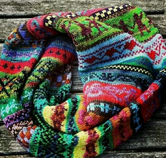 Цветной шарф. Шарф Fair Isle. Жаккард Fair Isle. Разноцветный шарф. Жаккардовый шарф.