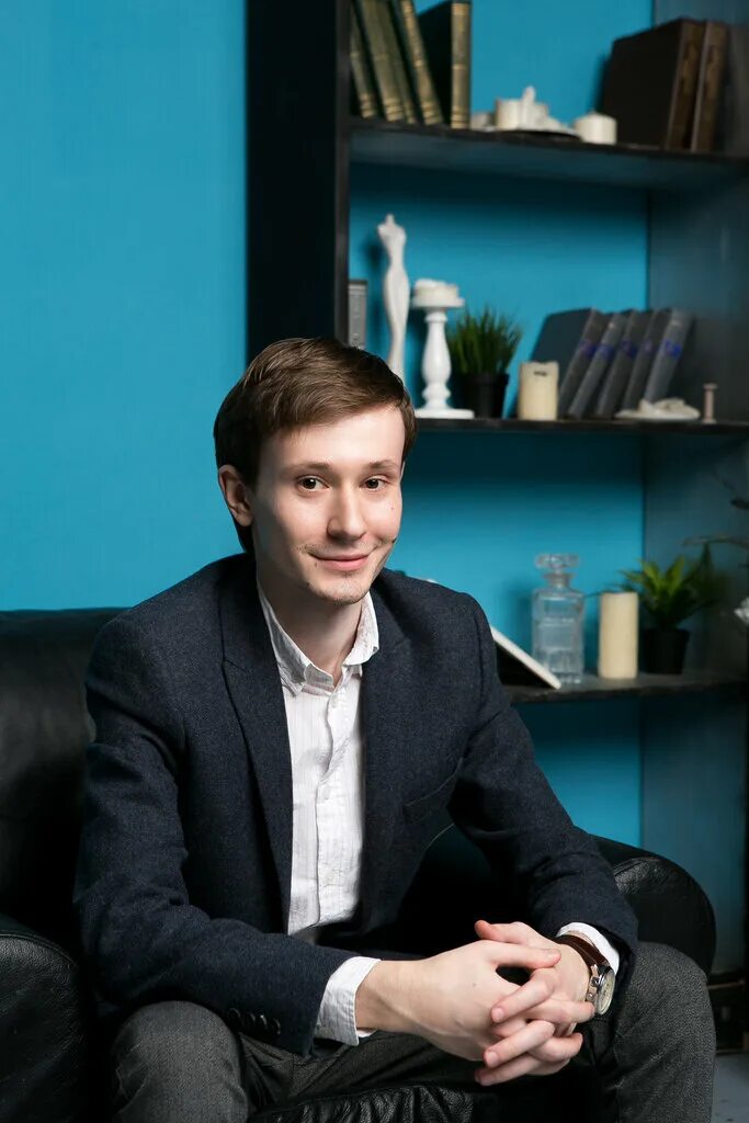 Интроверт одиночка. Introvert place мясницкая. Стиль интроверта в одежде. Интроверт кафе на мясницкой. Интроверт это человек который простыми словами.