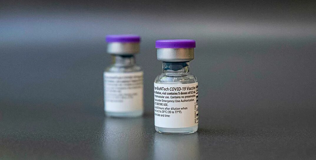 Astrazeneca вакцина covid-19. Вакцина hecolin (китай). Вакцина против герпеса зостера. Шингрикс вакцина в москве. Шприц с вакциной.