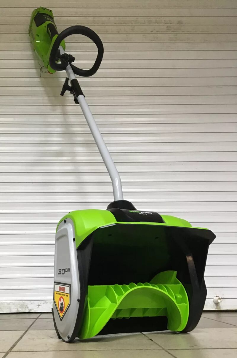 Снеговая лопата greenworks 40v. Снеговая лопата greenworks 40v. Greenworks 40v 4. Снегоуборщик аккумуляторный gd60pst, 60v. Снеговая электролопата.