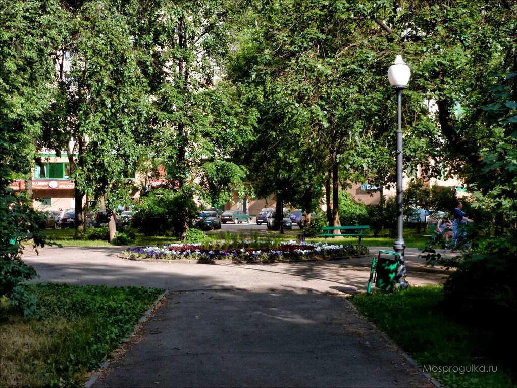 сквер бажова. сквер бажова. сквер бажова краснокамск. московский сквер памятник бажова. сквер бажова в ростокино.