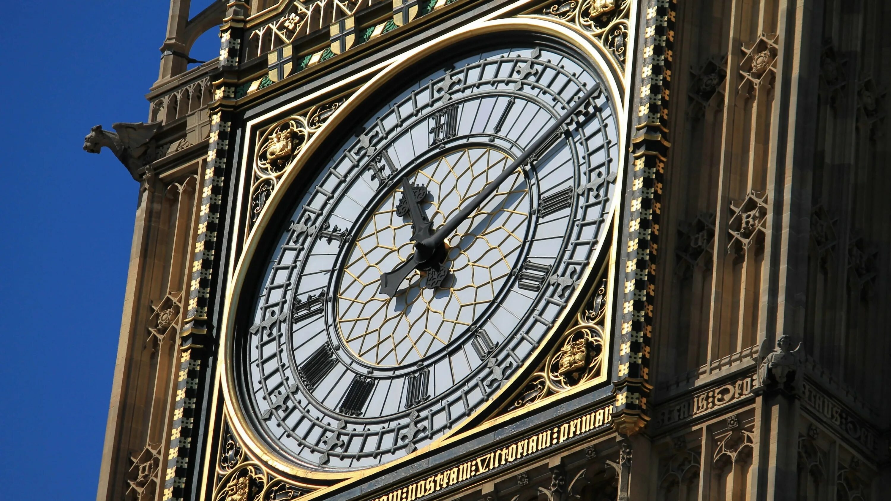 Ultra big часы. Башня Биг Бен в Лондоне. Биг-Бен (башня Елизаветы). Часовая башня Биг Бен. Лондонские часы Биг Бен.