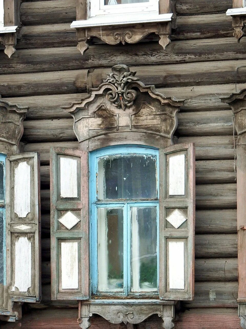 Старинные окна. Ставни в старину. Ставни в старину. Резные ставни. Ставни деревянные старинные.