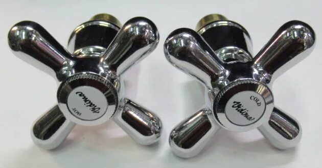 Маховик барашек к вентилю 11х11. B964939aa. Маховик к вентилю 11х11 производитель. Штурвал маховик латунь. Маховик kaiser крест с кран-буксой в коробке bronze 7520.