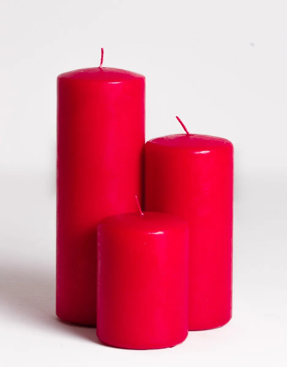 Свечи икеа красные. Восковые свечи. Свечи большие восковые. Красная декоративная свеча.