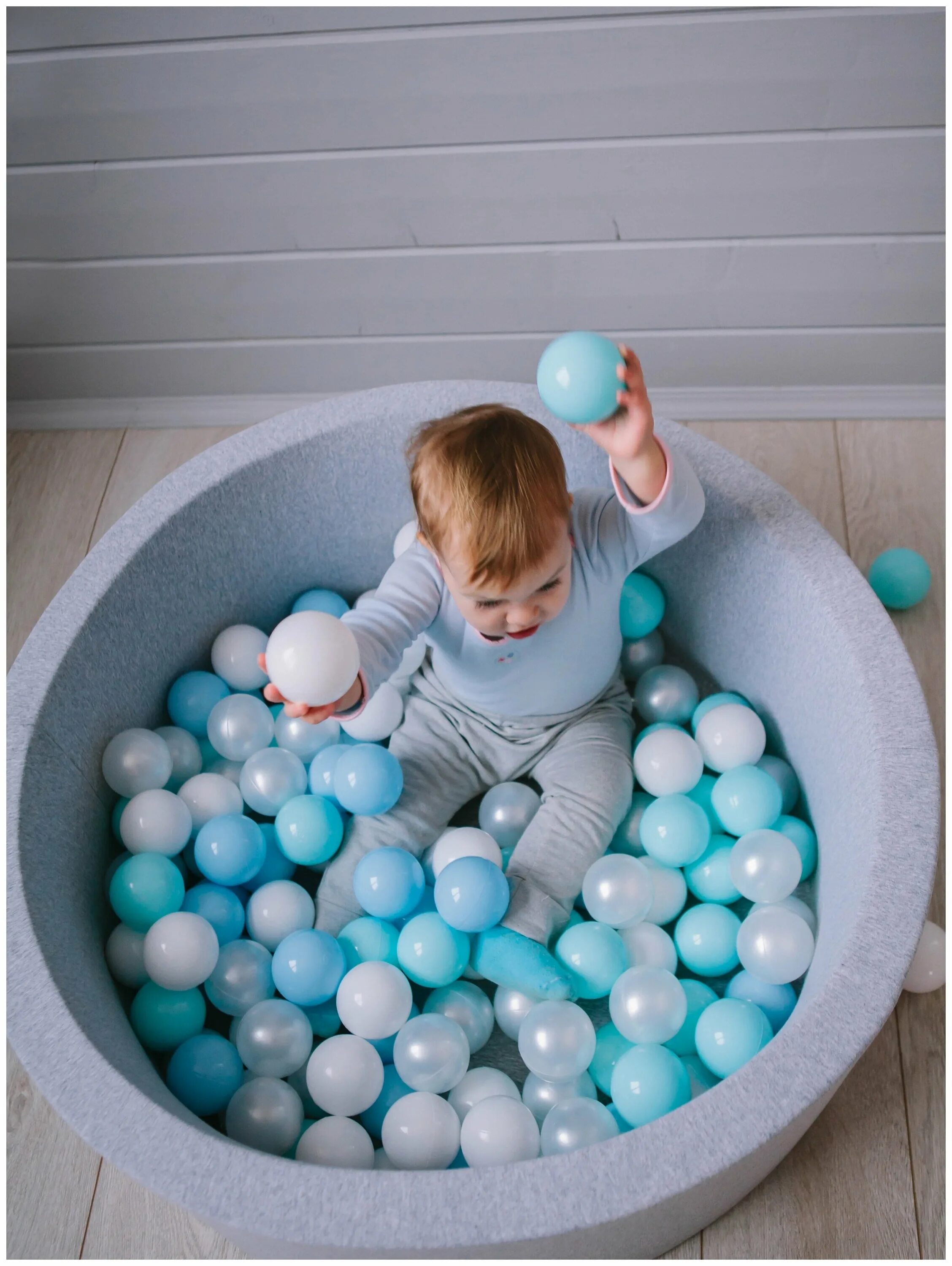 51. Сухой бассейн romana. 02. Сухой бассейн с шариками с какого возраста. Бассейн сухой romana зелёный-красный дмф-мк-02.