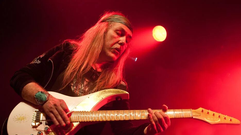 Uli jon roth. Ульрих джон рот. Ульрих рот. Uli jon roth в молодости. Uli jon roth группа.