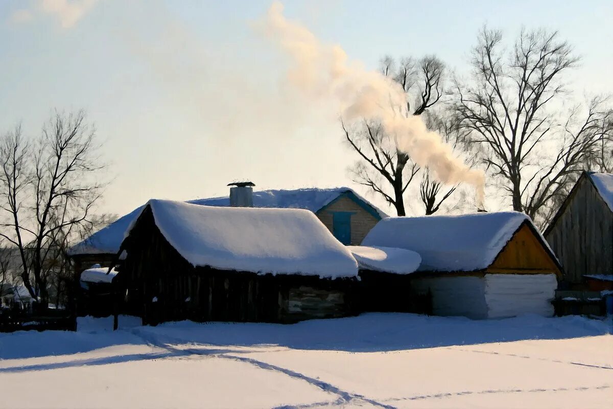 Дымка снега. Топится баня деревня зима. Баня зимой. Баня в деревне зима. Баня в деревне зимой.