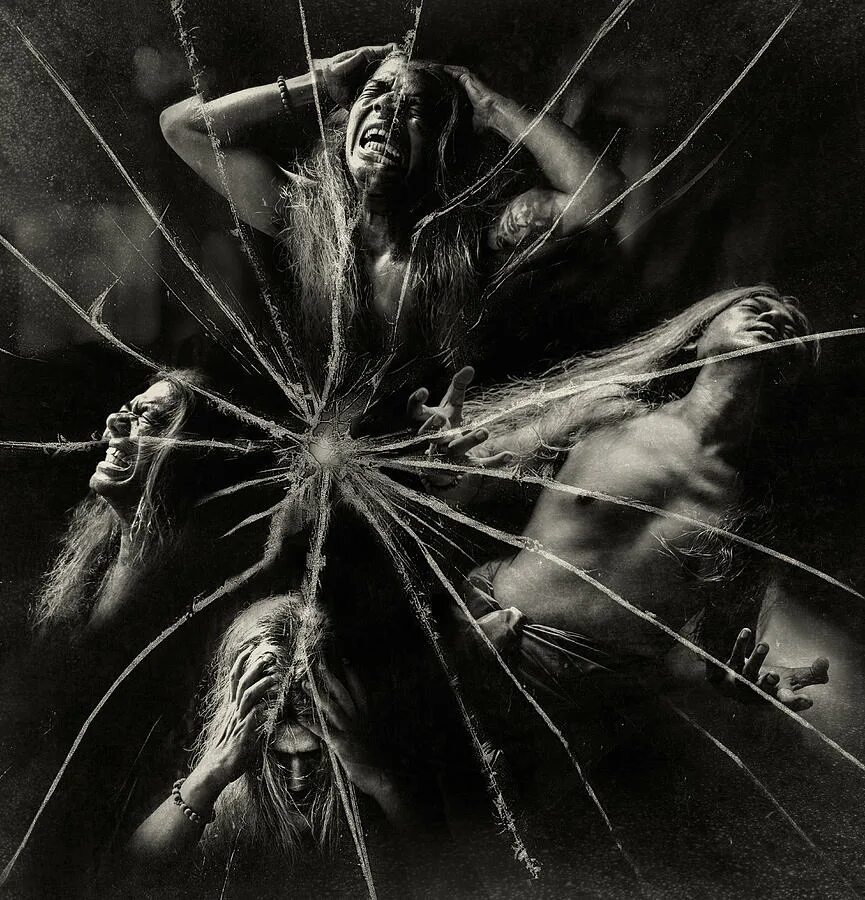 художник tomasz alen kopera. дариуш завадский картины уныние. цитаты про безумие. польский художник здзислав бексиньский. миром правит безумие.