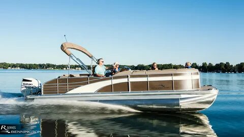Q Series Luxury Pontoon Boats by Bennington. 