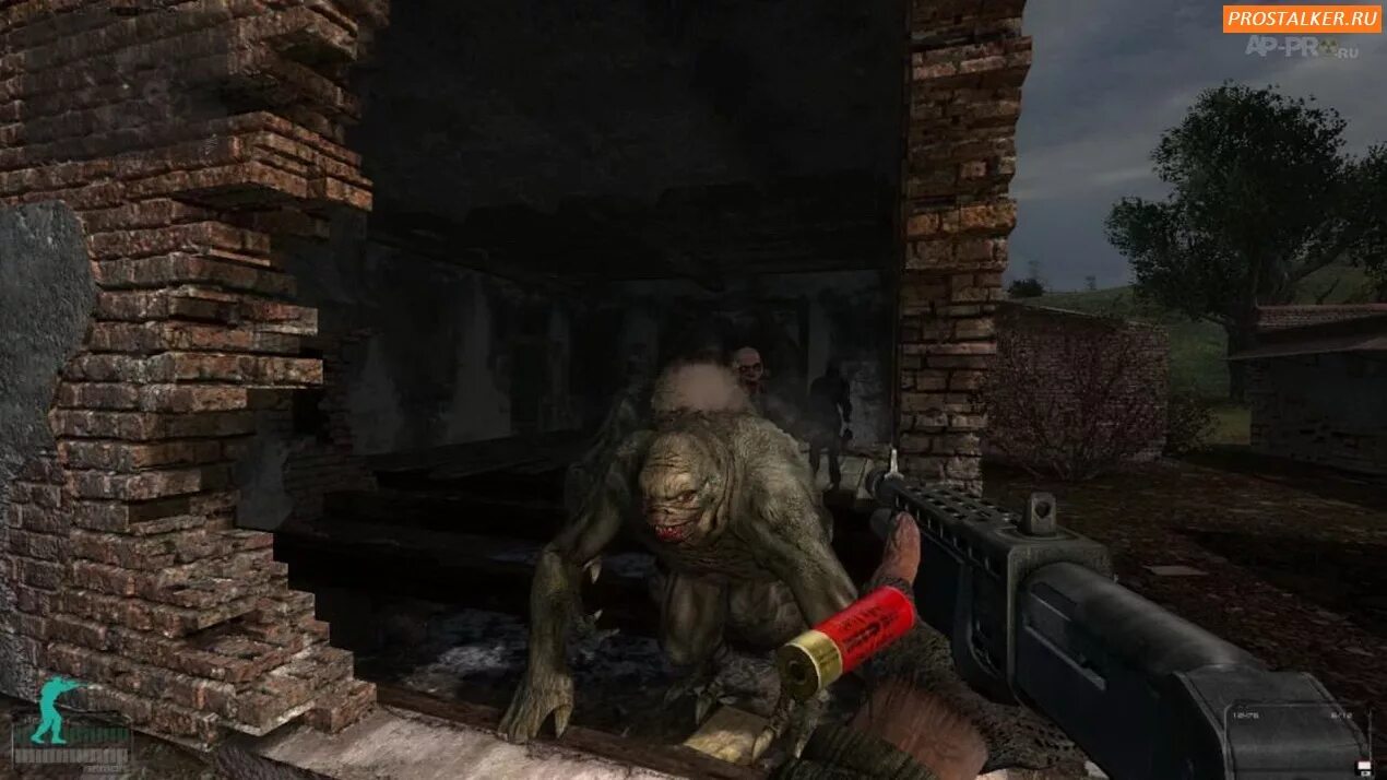 The last of us город. Зоне ремейк. Stalker ue5. Клэр редфилд resident evil 2 remake. Half life 2 unreal engine 5.