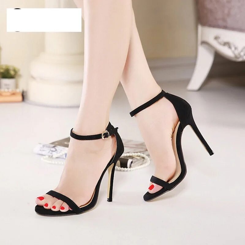 Туфли на каблуке. Каблуки женские. Туфли на тонком каблуке. Туфли женские на каблуке. Белые туфли на высоком каблуке.