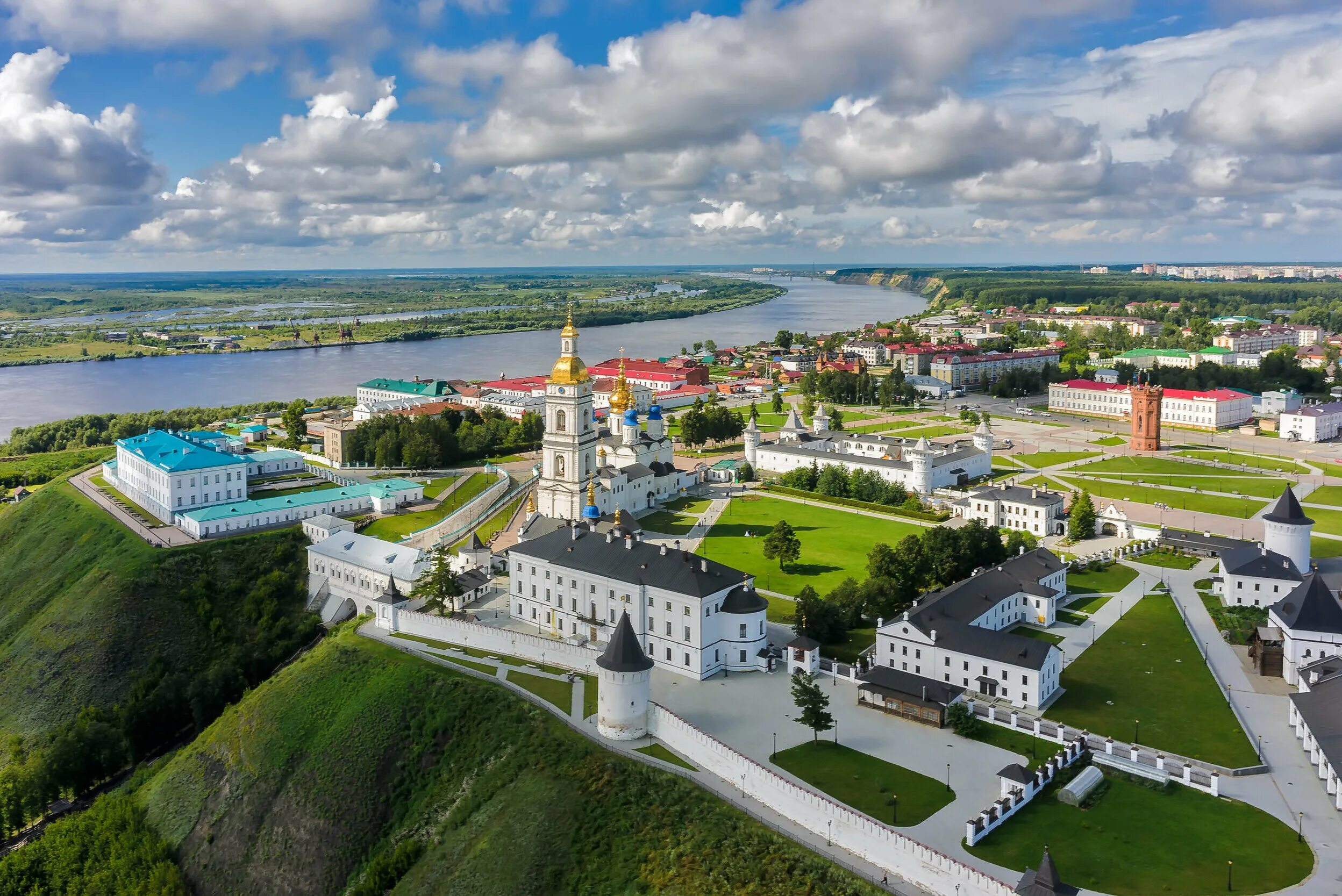 Тобольский кремль. Тобольский Кремль Тобольск. Тобольский Кремль Тюмень. Достопримечательности Тобольска. Тобольский Кремль.. Тобольский Кремль Тобольск экскурсия.