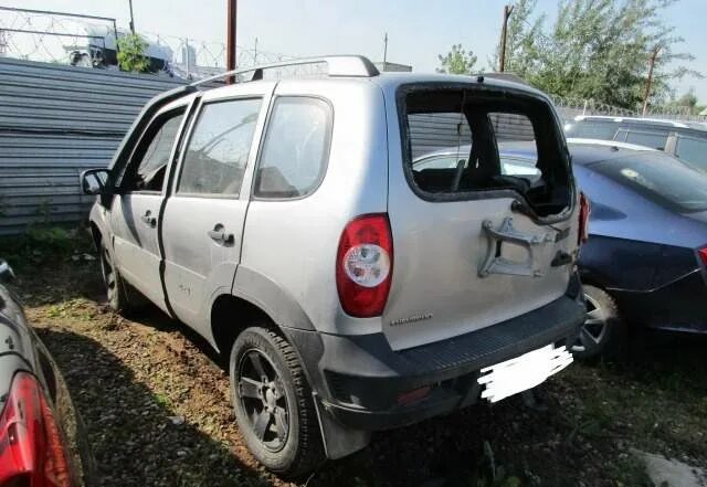 Нива ваз 2121 3 дверная. Только нива. Запчасти на ниву 21213. Нива ваз 2121 с пробегом. Нива у780ср.