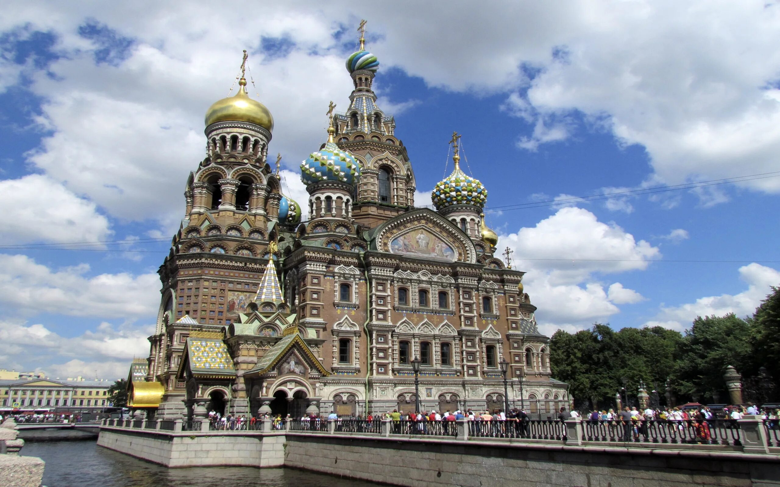 Спас на крови сколько лет. Храм Спаса-на-крови Санкт-Петербург. Храм Воскресения Христова спас на крови, Санкт-Петербург. Храм на крови Питер.