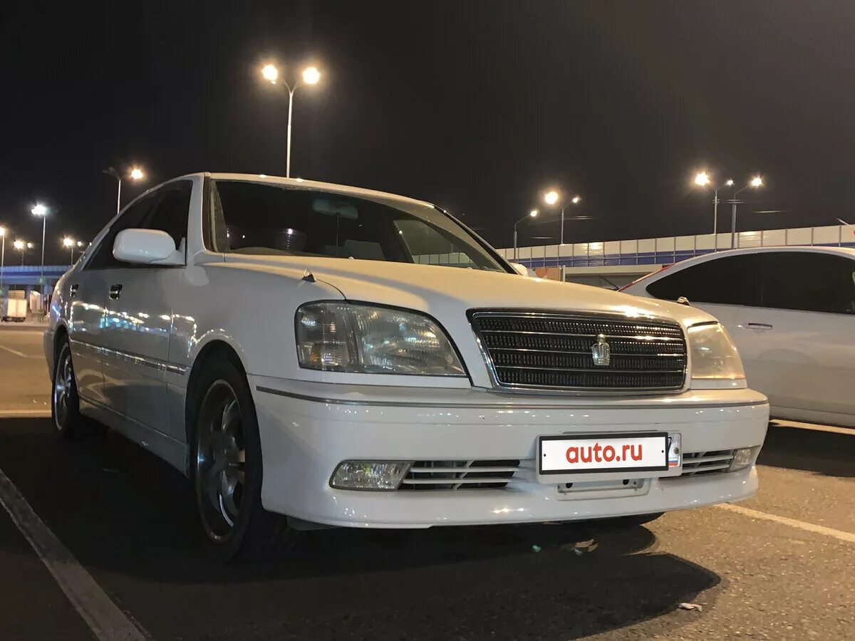Crown 11. Toyota crown xi (s170). Кроун 2001 года. Тойота краун s 170 1999. Toyota crown s170 белый.