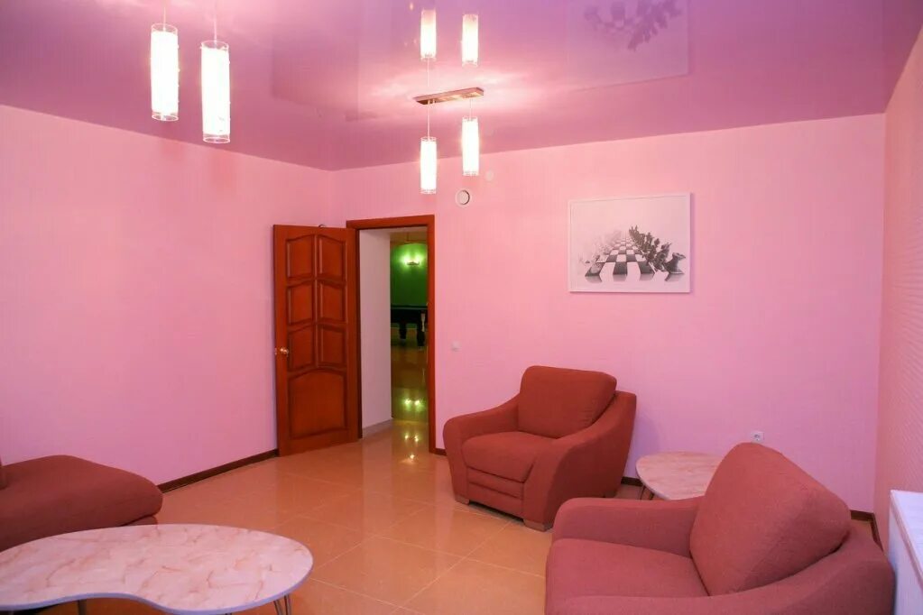 Гостиница солнечная волжский химиков 10. Отель солнечный адлер. Гостиница солнечная челябинск фото. Самара отель вип хаус. Отель солнечная долина санкт-петербург.