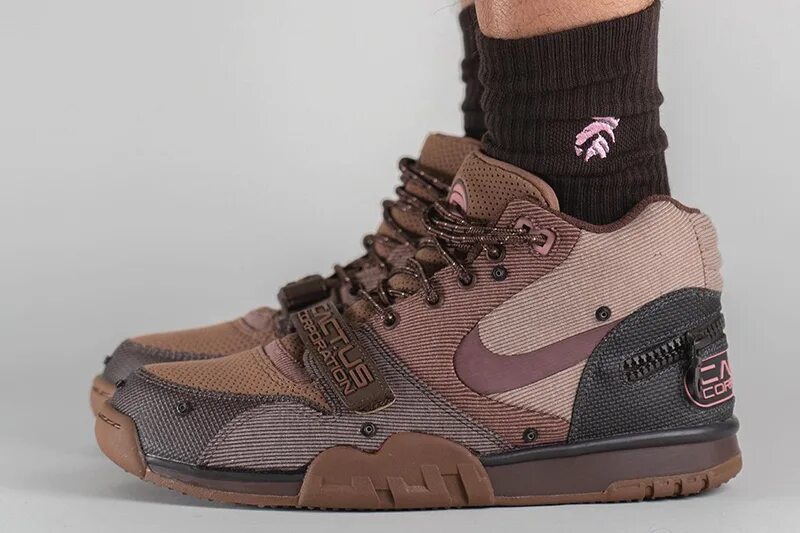 Travis Scott x Nike Air Trainer 1. Кроссовки Travis Scott x Nike Air Trainer 1 SP. Nike Air Trainer 1 SP Travis Scott. Nike Air Trainer 1 SP Travis Scott Grey Haze. Travis air купить