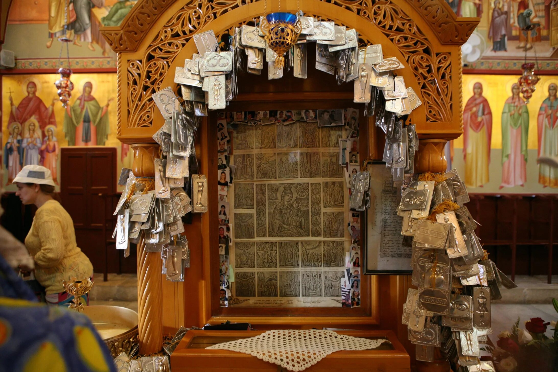 Монастырь на горе фавор. Кафедральный собор бари. Место преображения. Гора фавор израиль храм преображения. Чудо на фаворе в преображение господне.