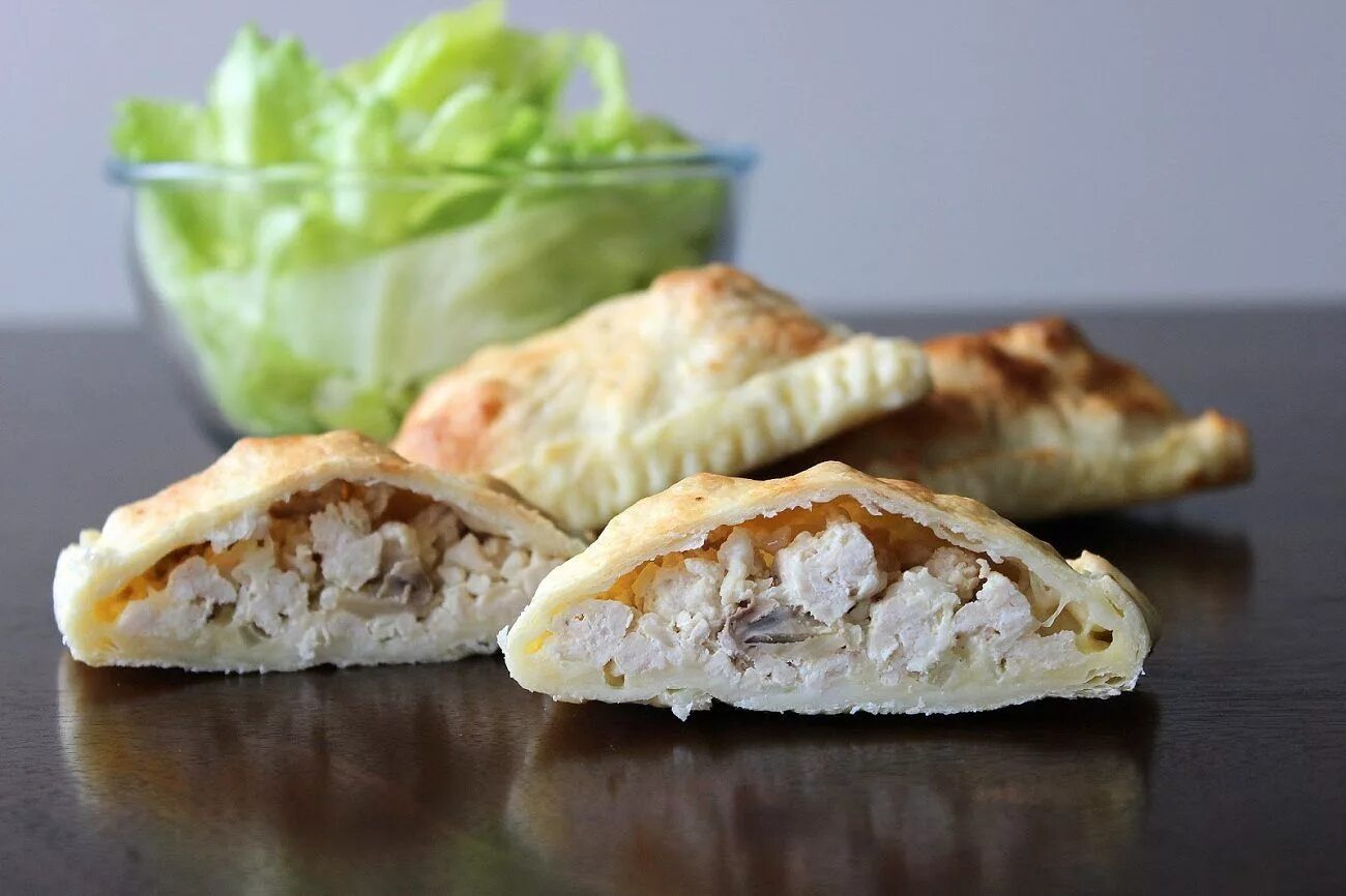 Пирожки из готового мяса