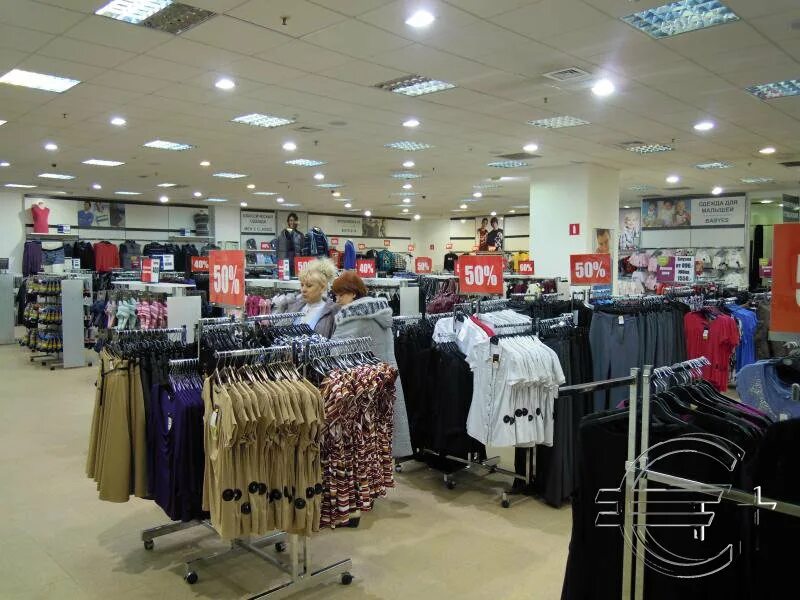 House пушкино парк. Магазин одежды британский дом. Модные магазины одежды англии. Сенсей в пушкино парк. Британский дом интернет магазин.