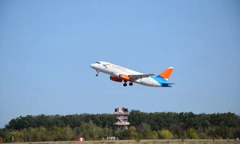 Самолет калининград сочи