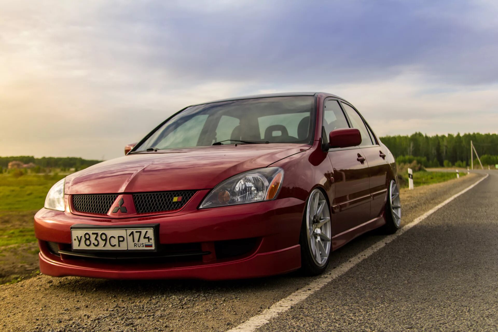 Mitsubishi lancer 9 кузов. Lancer 9. Митсубиши Лансер 9. Митсубиси Лансер 9 1.6. Mitsubishi Lancer 9 2006.