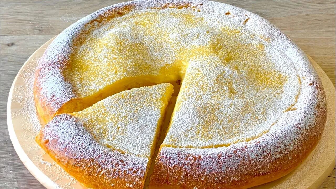 Ватрушка со сметаной рецепт. Плюшки ватрушки. Ватрушки жареные. Ватрушка сметанная. Королевская ватрушка с творогом.