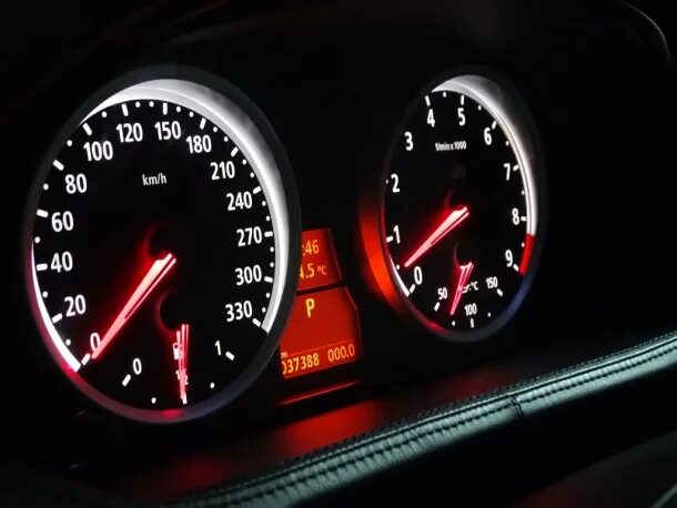 Bmw e60 speedometer. комбинация приборов bmw m5 e60. Bmw x6 спидометр. спидометр bmw x5. спидометр бмв м5 ф10.