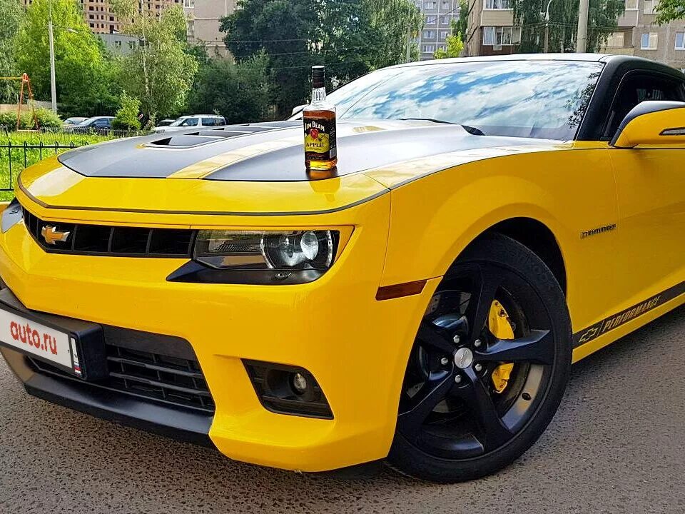 Шевроле камаро купить в россии. Шевроле Камаро 6.2. Chevrolet Camaro SS v8. Chevrolet Camaro 202. Шевроле Камаро 2014.