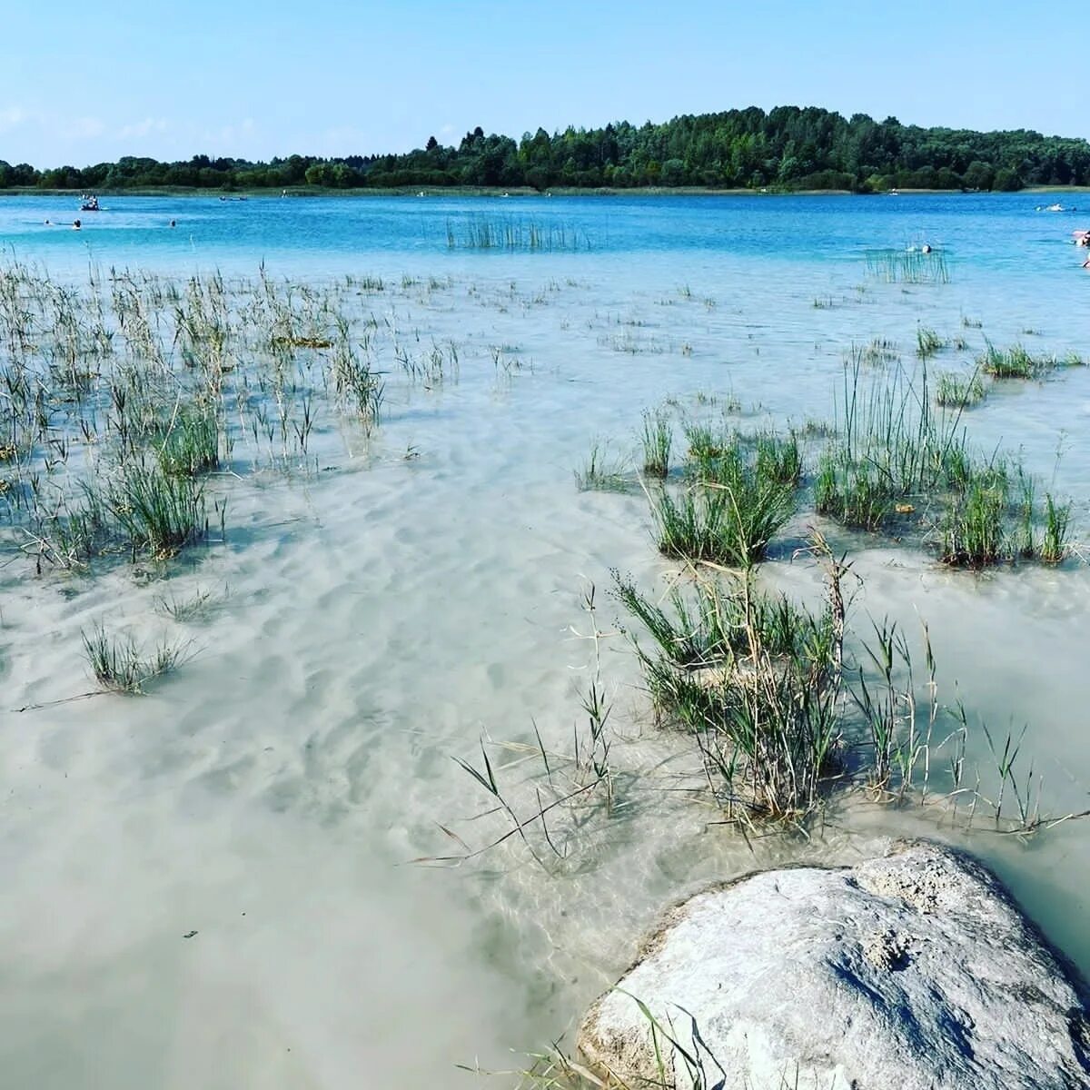 Озеро донцо в ленинградской области. Гатчинские Мальдивы озеро Донцо. Ладожское озеро дом йо. Голубое озеро Донцо.