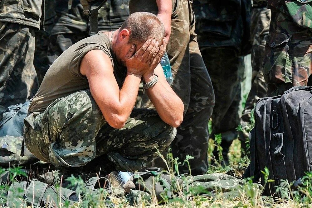 Дезертирство военнослужащих ВСУ. Командующий сухопутными войсками ВСУ Сырский. Раненные российские солдаты.