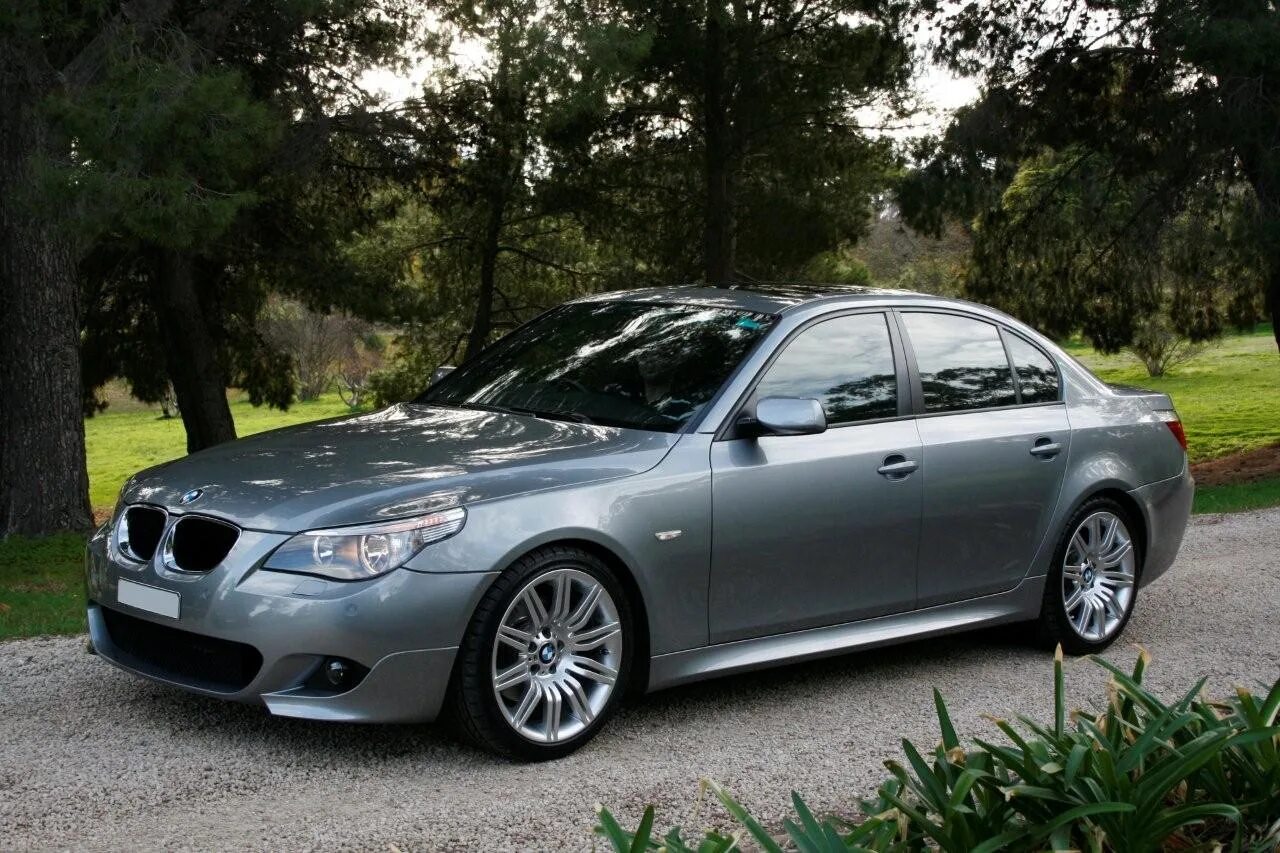 Е60 2007. Bmw e60 530xi. бмв е60 530 xi. бмв е60 серая. bmw 5 series (e60).