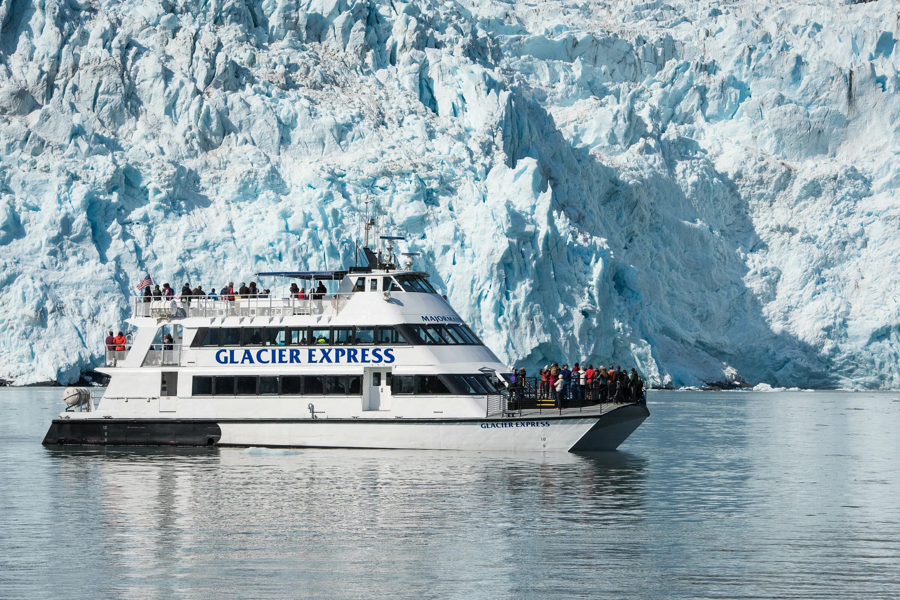 Аляска Сюард. Аляска транспорт. Теплоход Аляска. Яхты Glacier.