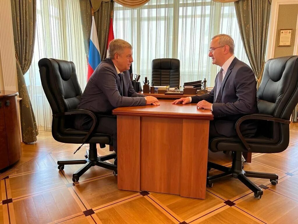 Смежные руководители. Сайт администрации чернушинского городского округа. Смежные руководители. Смежные руководители. Смежные руководители.