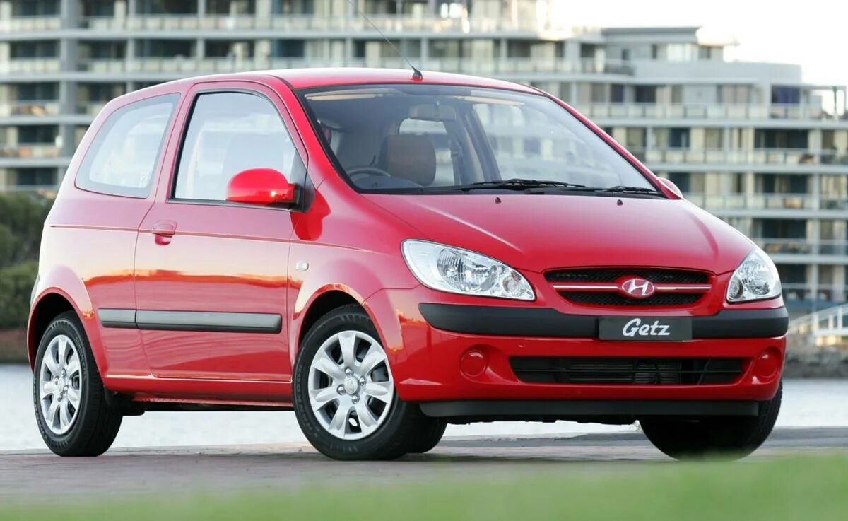 Hyundai getz бензин. Hyundai getz (2002 - 2011). hyundai getz 2014. хендай гетц 2025. hyundai getz трехдверная.