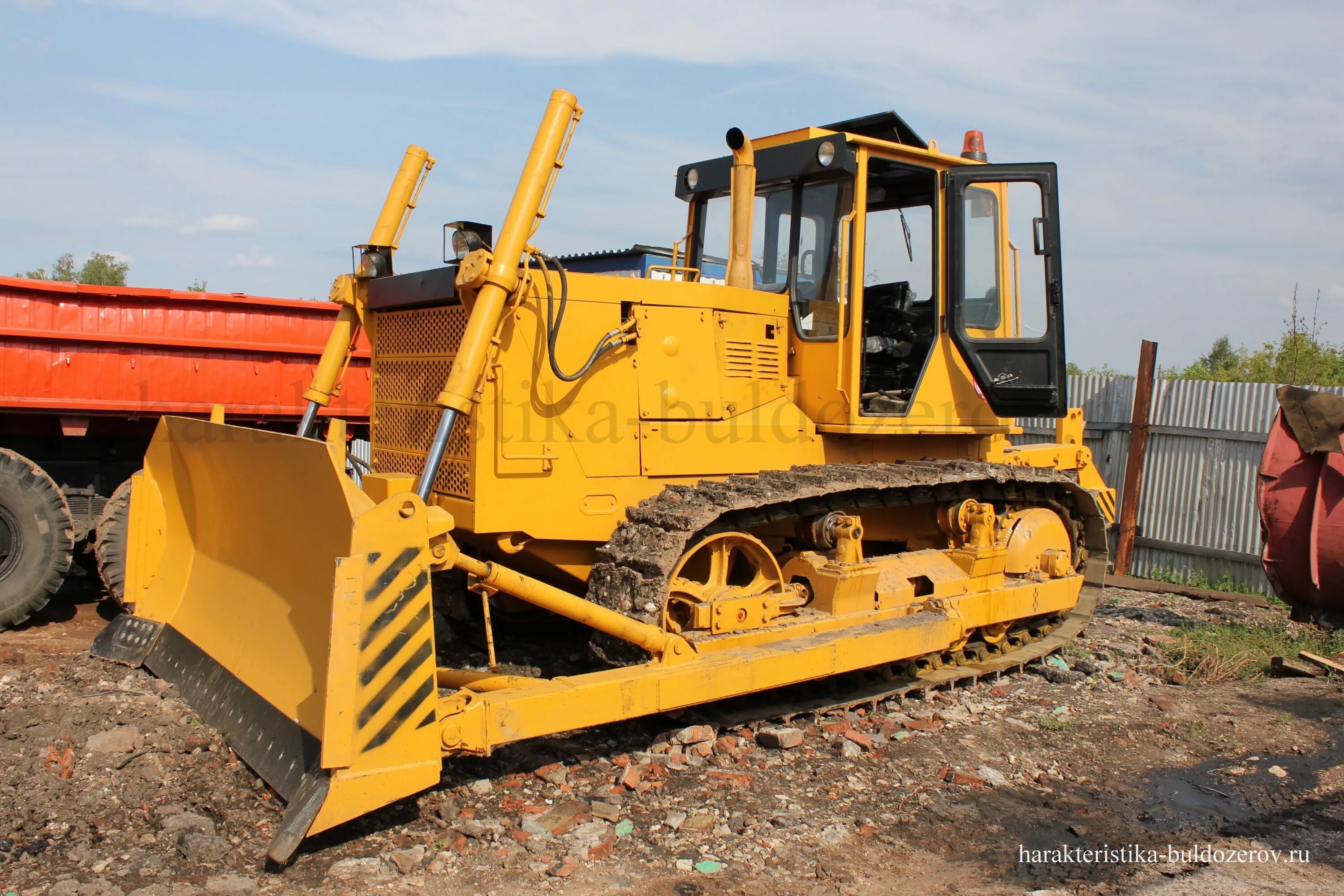 бульдозер гусеничный d-10. бульдозер четра т25 технические характеристики. бульдозер либхер 724 габариты. бульдозер zd160-3 технические характеристики. бульдозер caterpillar d6 мощность двигателя, квт.