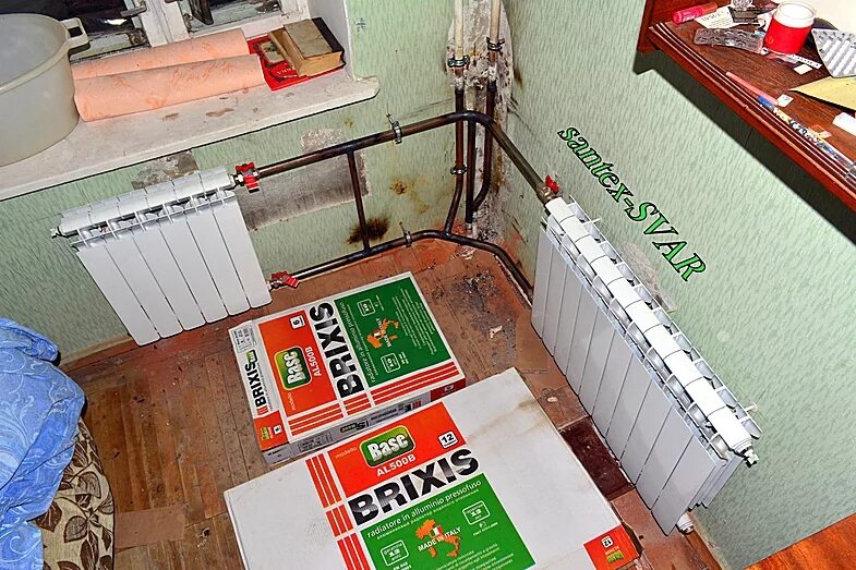 Радиаторы в угловой комнате. Угловые радиаторы отопления для квартиры. Отопление угловая квартира. Батареи отопления в квартире. Отопление угловая квартира.