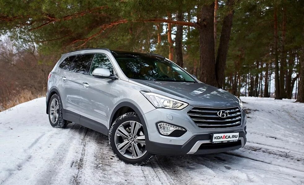 Купить гранд санта фе. Hyundai Grand Santa Fe. Гранд Санта Фе 2015. Hyundai Santa Fe 2015. Хендай Гранд Санта Фе 2015.