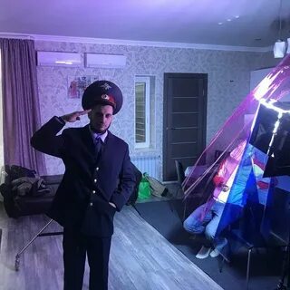 Техник в форме