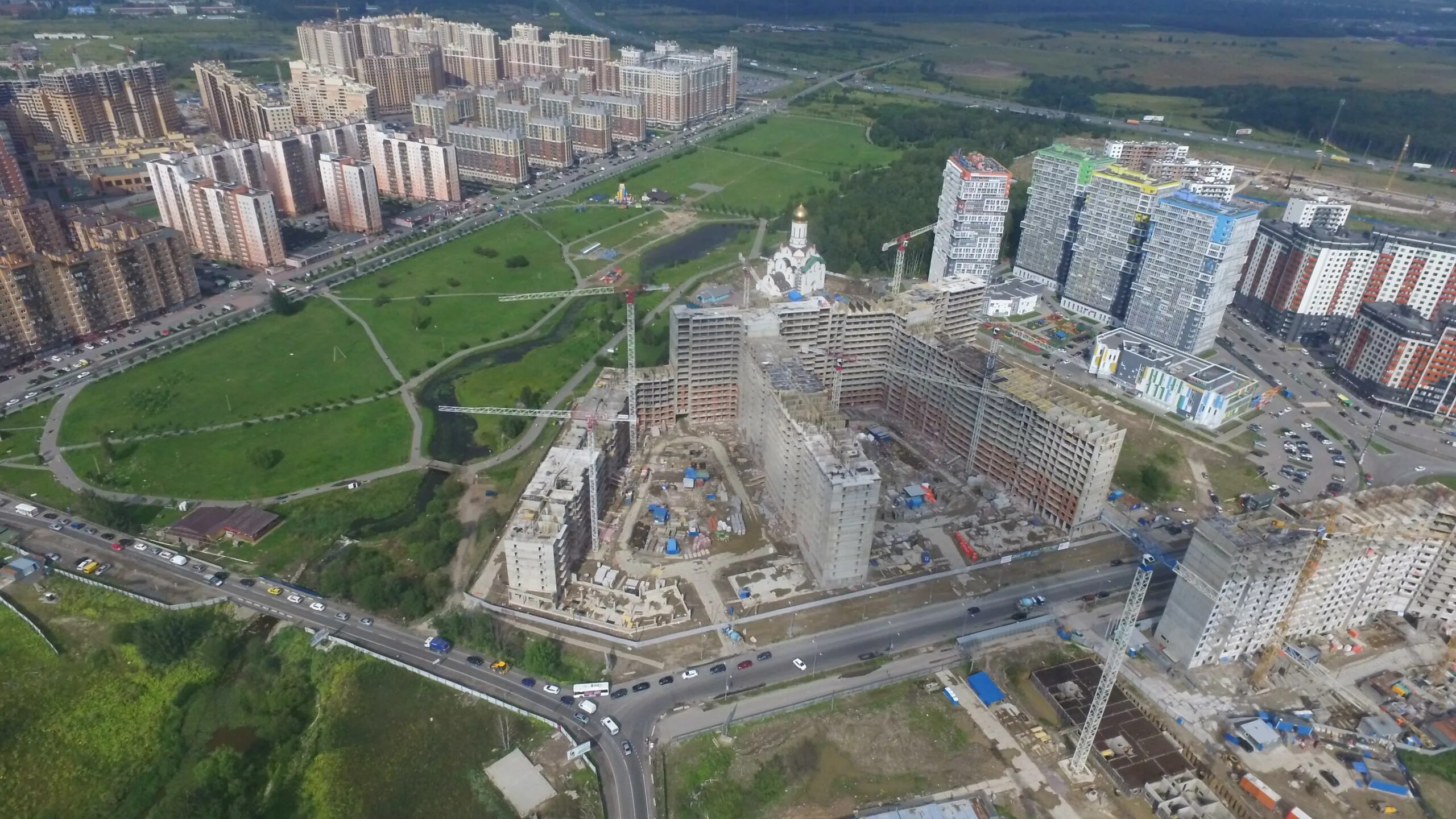 Храм в кудрово расписание. Парк оккервиль. кудрово оккервиль. кудрово новый оккервиль 2025. парк оккервиль кудрово вид сверху.