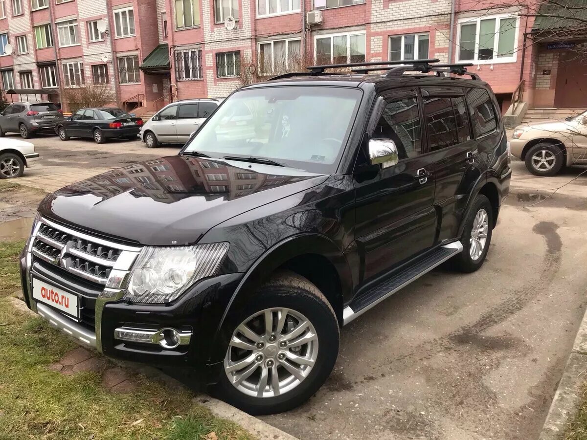 Паджеро 4 3.8. Mitsubishi Pajero 4 2014. Митсубиси Паджеро 2015 черный. Паджеро 4 Рестайлинг 2.