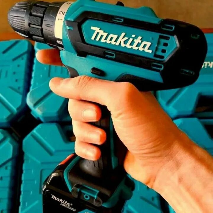 Лучший шуруповерт макита. Makita df331d. аккумуляторная дрель-шуруповерт makita df457d щетки шуруповерт. дрель-шуруповёрт аккумуляторная makita df330dwe. аккумуляторная дрель-шуруповерт makita df457d четка.
