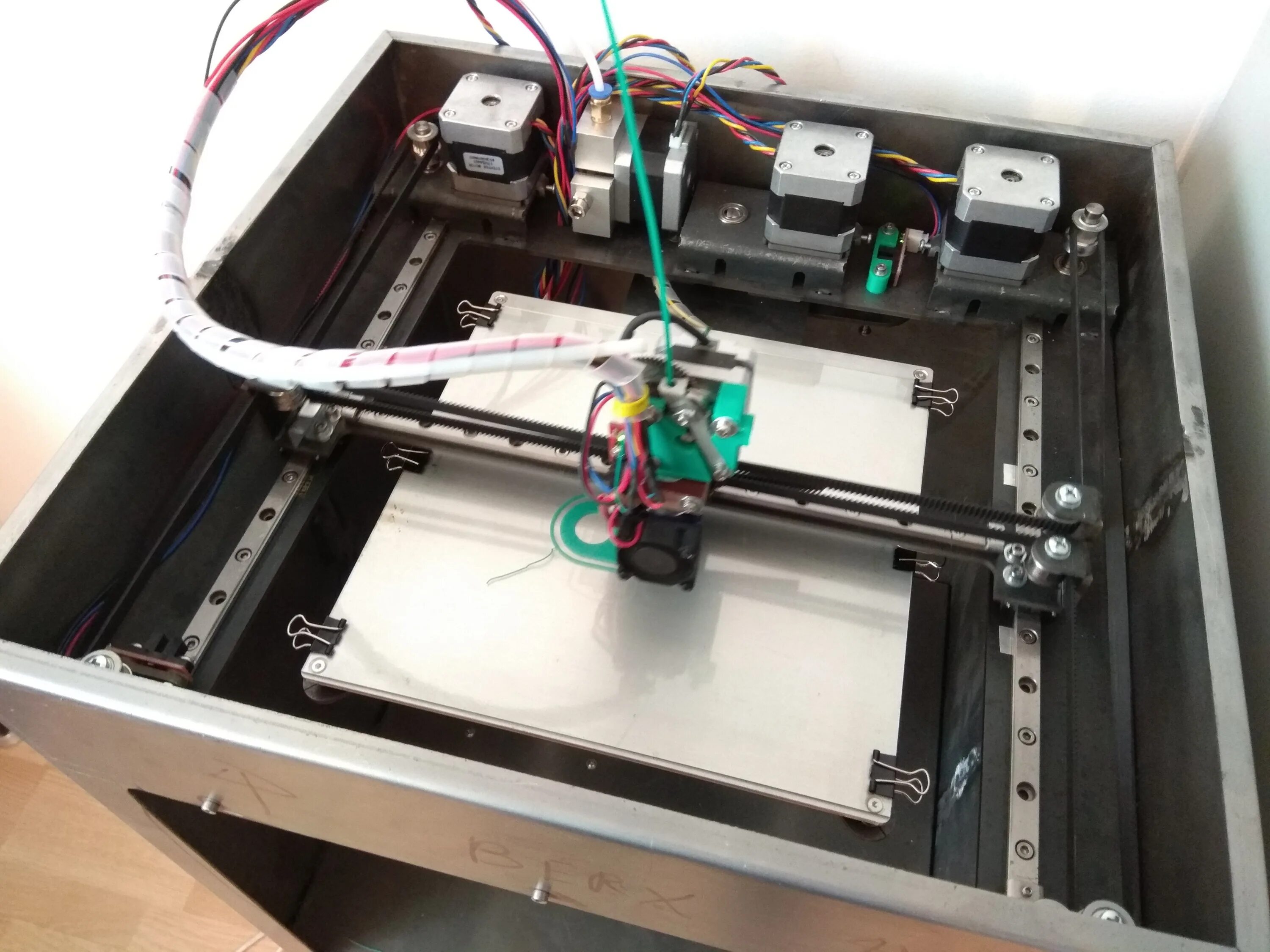 3д принтер х. Makerbot кинематика. 3д принтер пикассо кинематика. принтер zav из профиля. h-bot на рельсах.