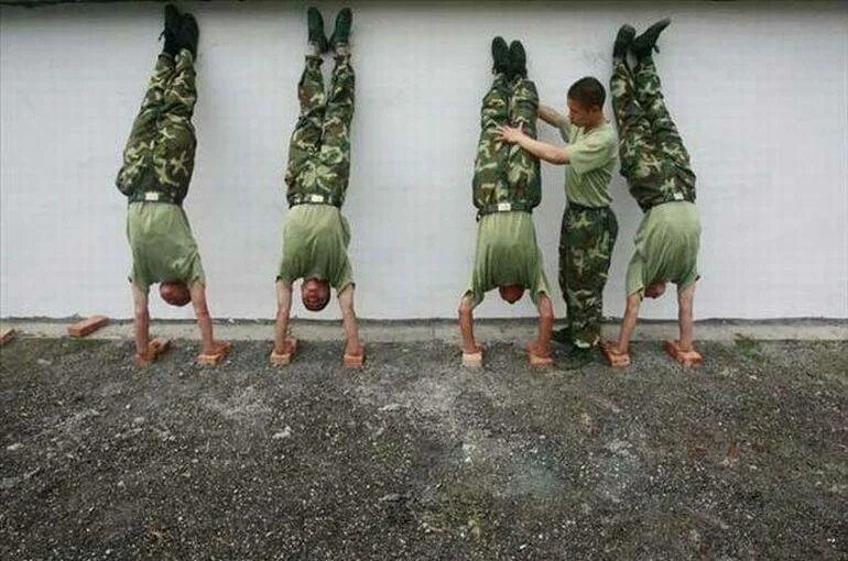 Отжимания в армии. Зарядка в армии. Китайская армия тренировки.